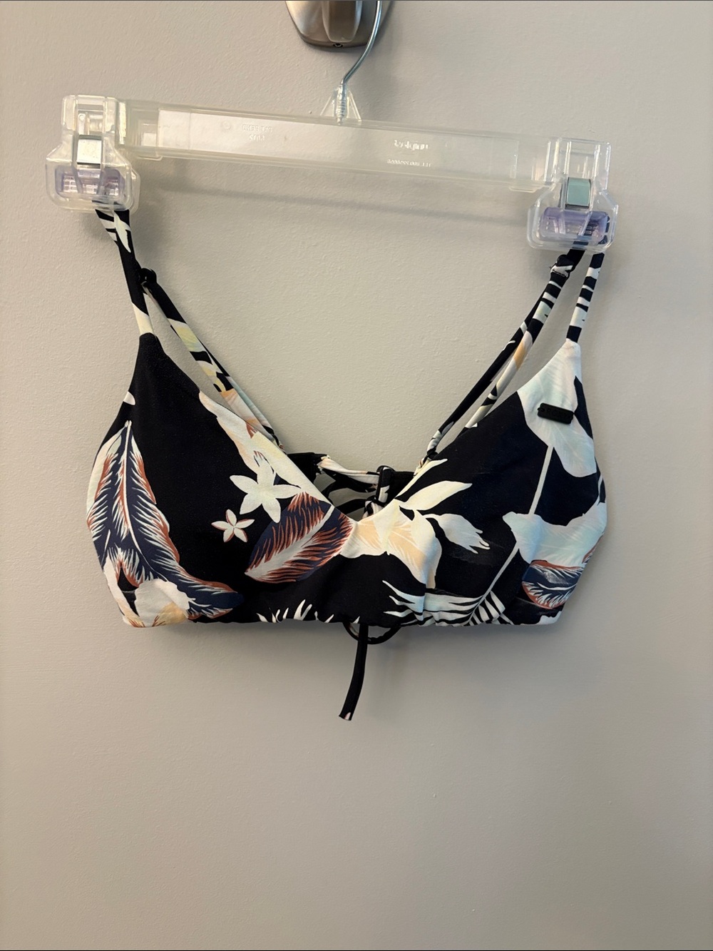 Women’s Size S Floral Tie-Front Bikini Top from Roxy
